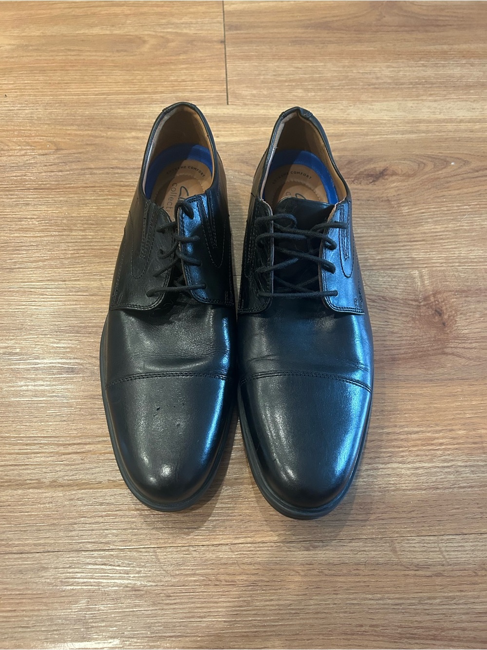 Clark’s Men's Black Leather Cap-Toe Lace-Up Dress Shoes